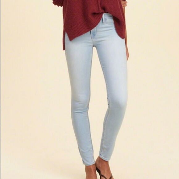 ✨ Hollister Jean Leggings Washed Light Blue✨ - Picture 1 of 5